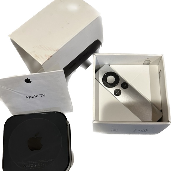 APPLE TV A1378 MC572LL/A 2nd Generation Digital Media Streamer SMART remote box - Picture 4 of 5